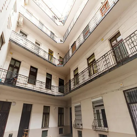 Swarz's Downtown By Nw Апартаменты *