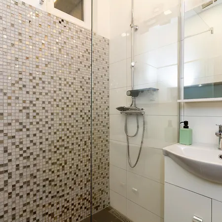 Апартаменты Swarz's Downtown By Nw *